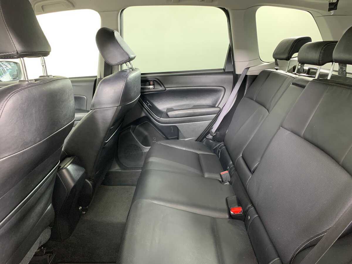 Купить Subaru Forester с пробегом. Фото: #18