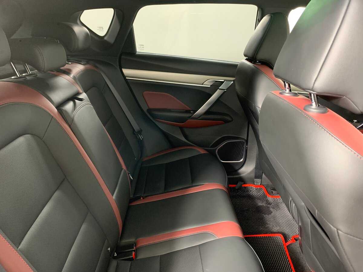 Купить Geely Coolray с пробегом. Фото: #16