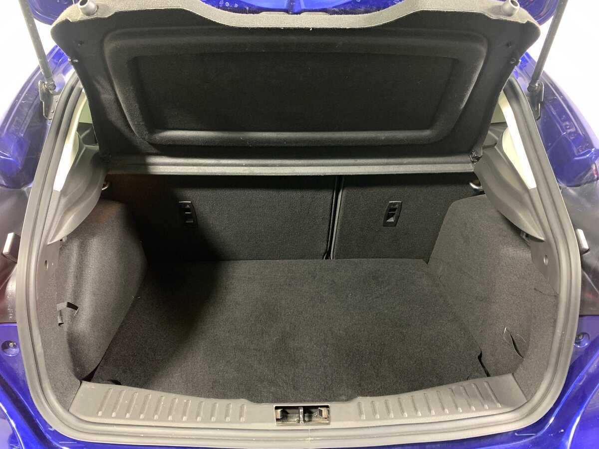 Купить Ford Focus с пробегом. Фото: #19