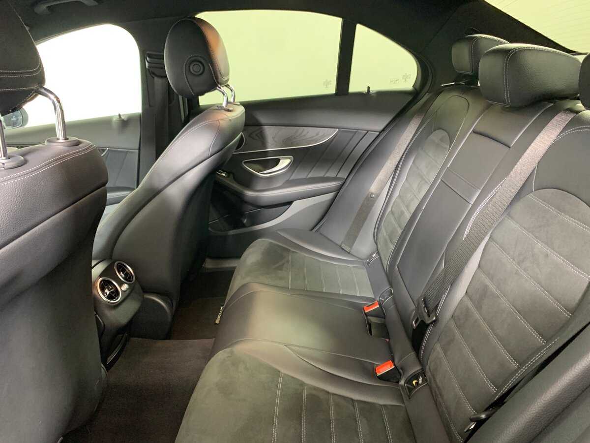 Купить Mercedes-Benz C-Класс с пробегом. Фото: #18