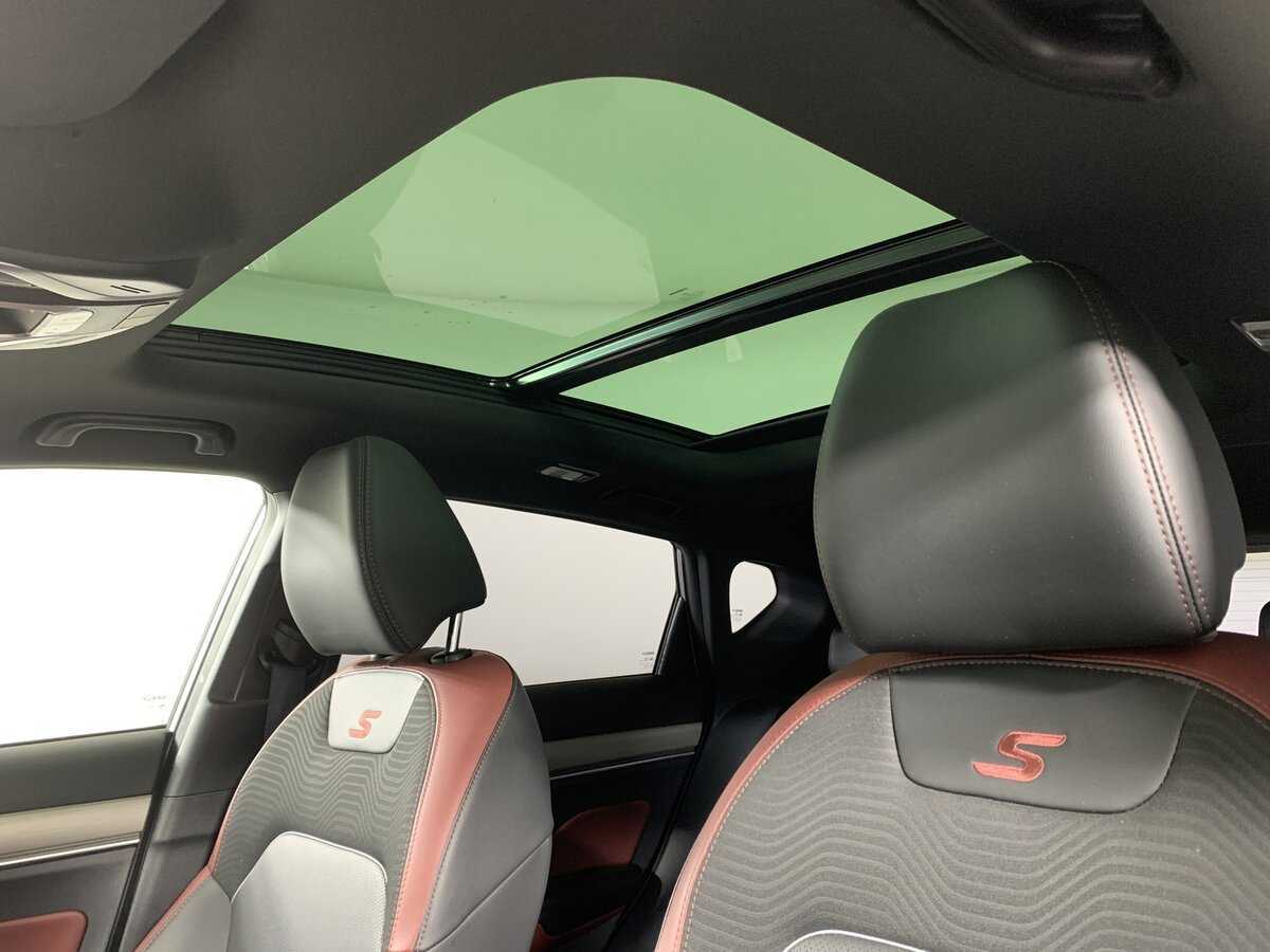 Купить Geely Coolray с пробегом. Фото: #18