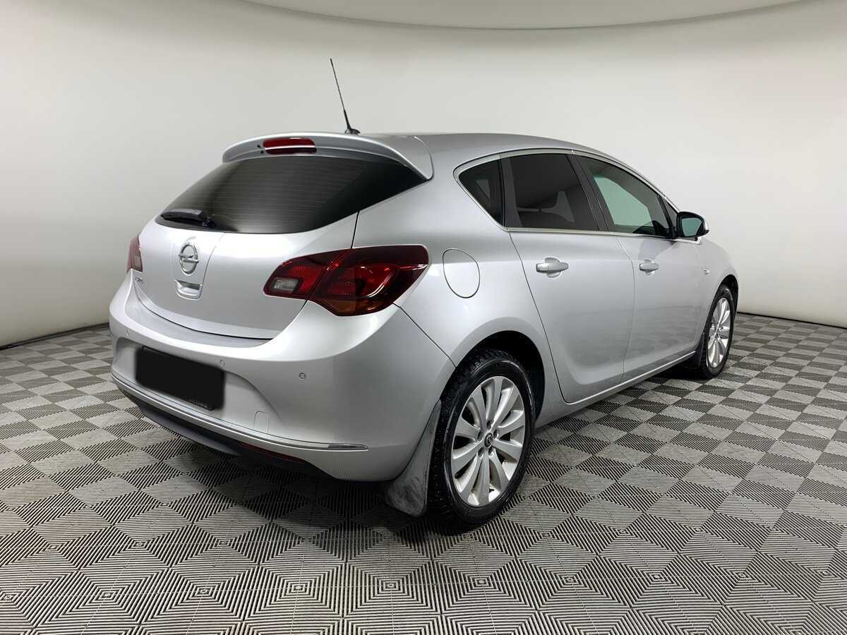 Купить Opel Astra с пробегом. Фото: #4