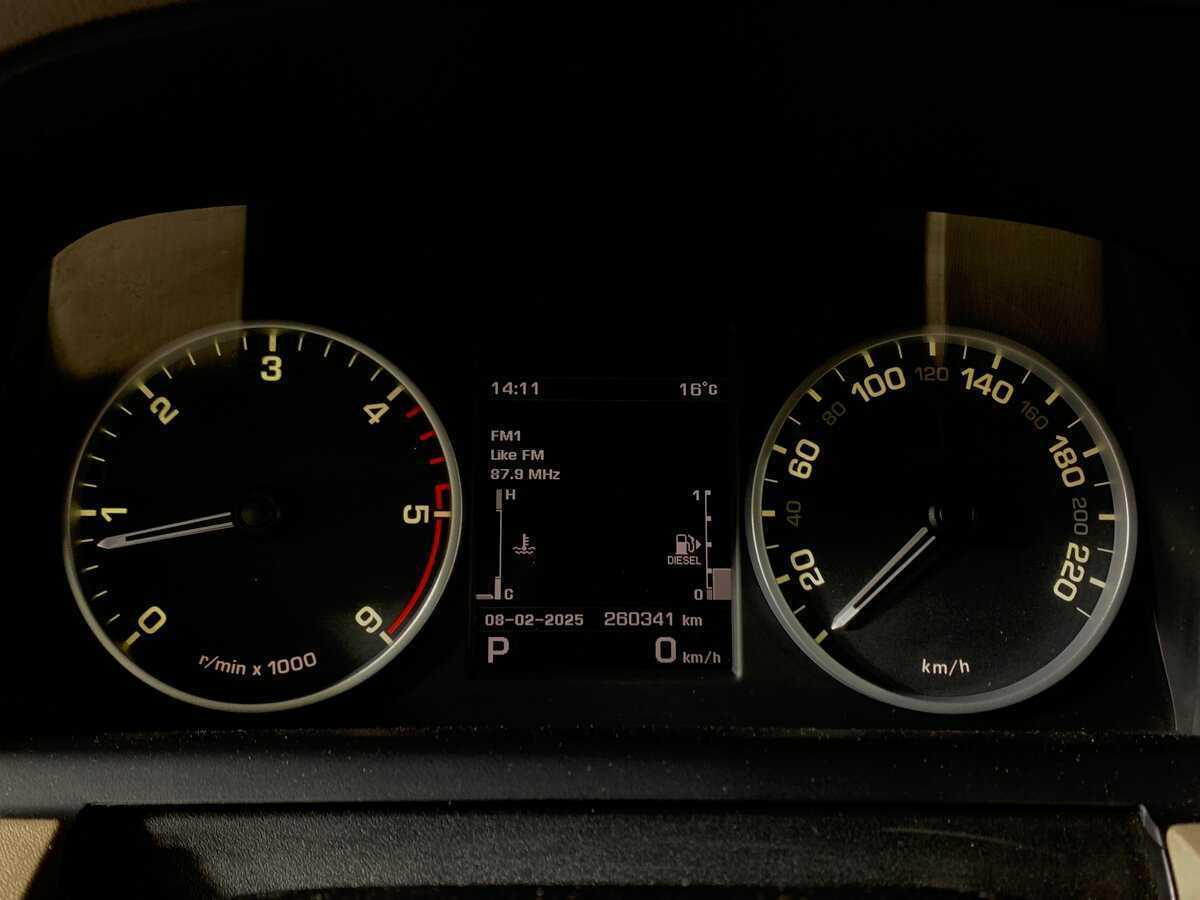 Купить Land Rover Discovery с пробегом. Фото: #14