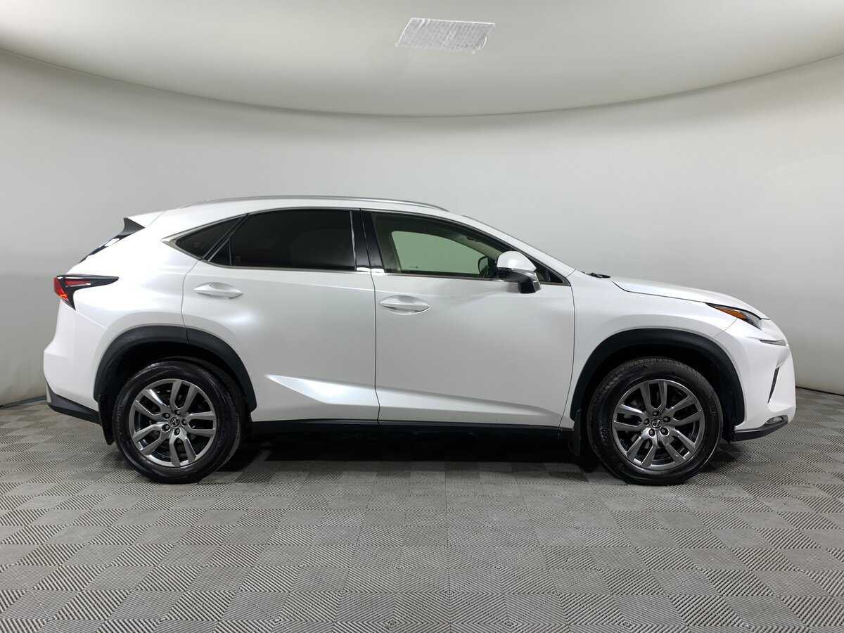 Купить Lexus NX с пробегом. Фото: #3