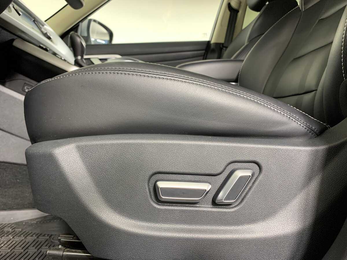 Купить Geely Atlas с пробегом. Фото: #16