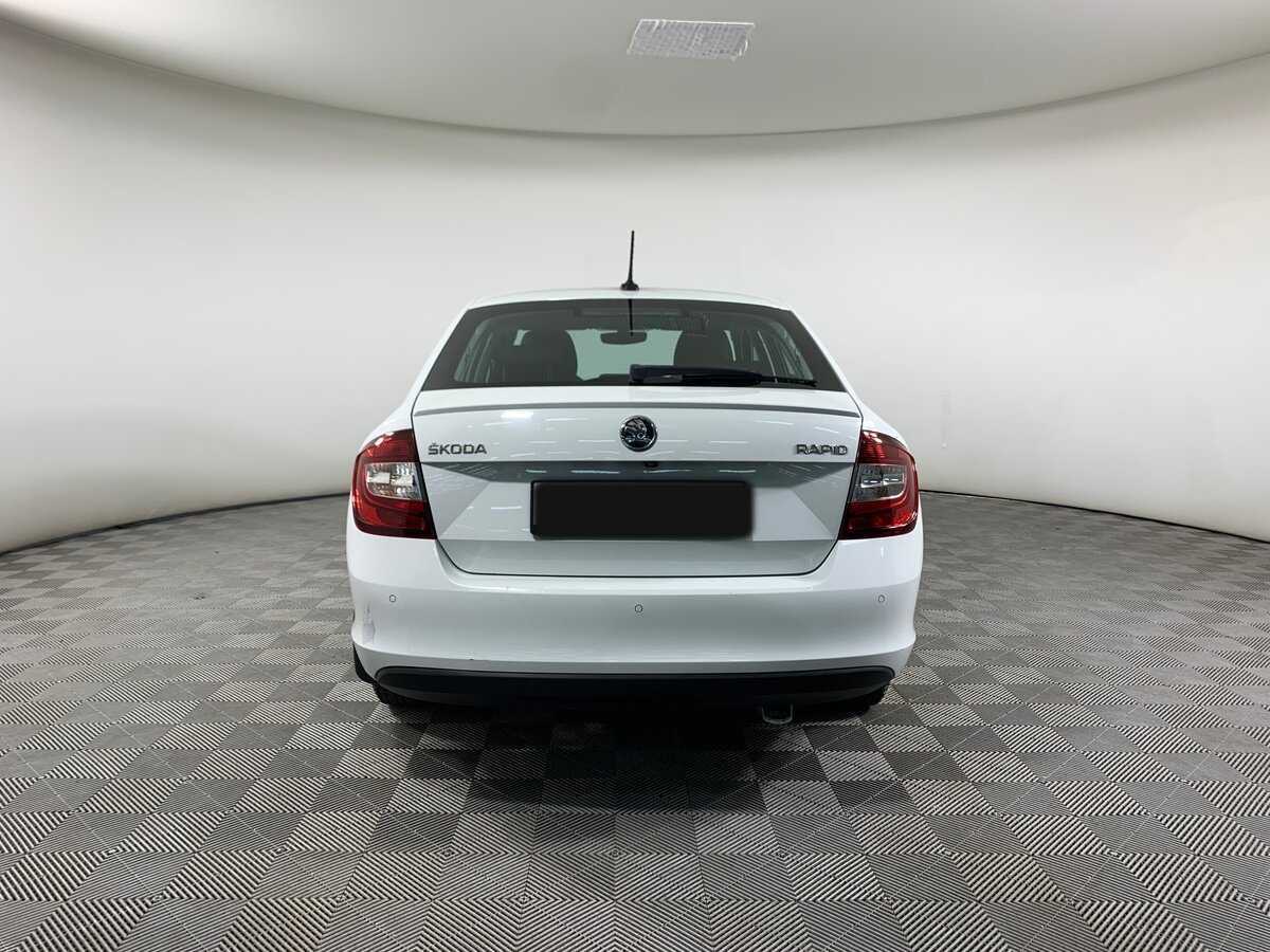 Купить Skoda Rapid с пробегом. Фото: #5