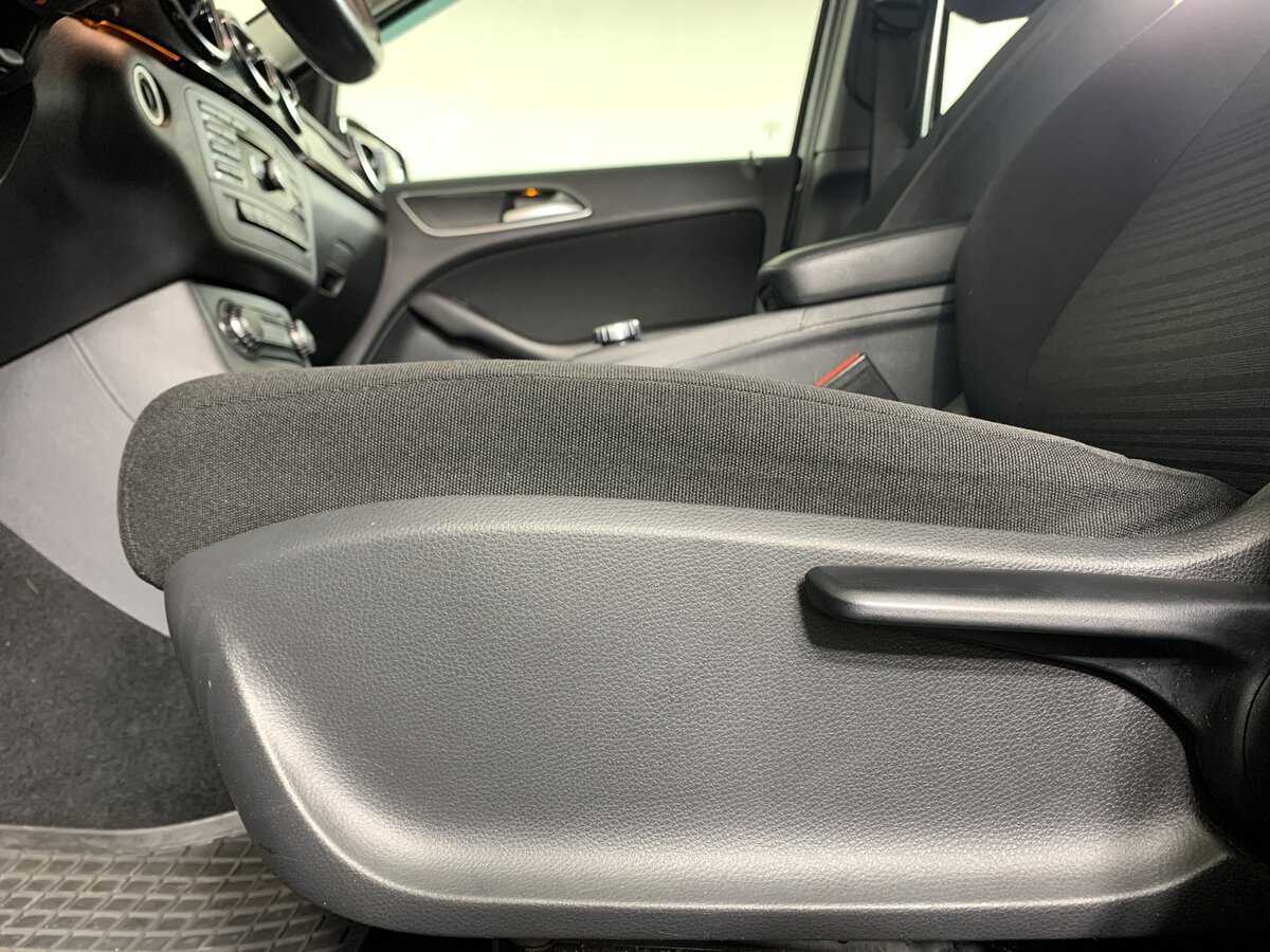 Купить Mercedes-Benz B-Класс с пробегом. Фото: #16