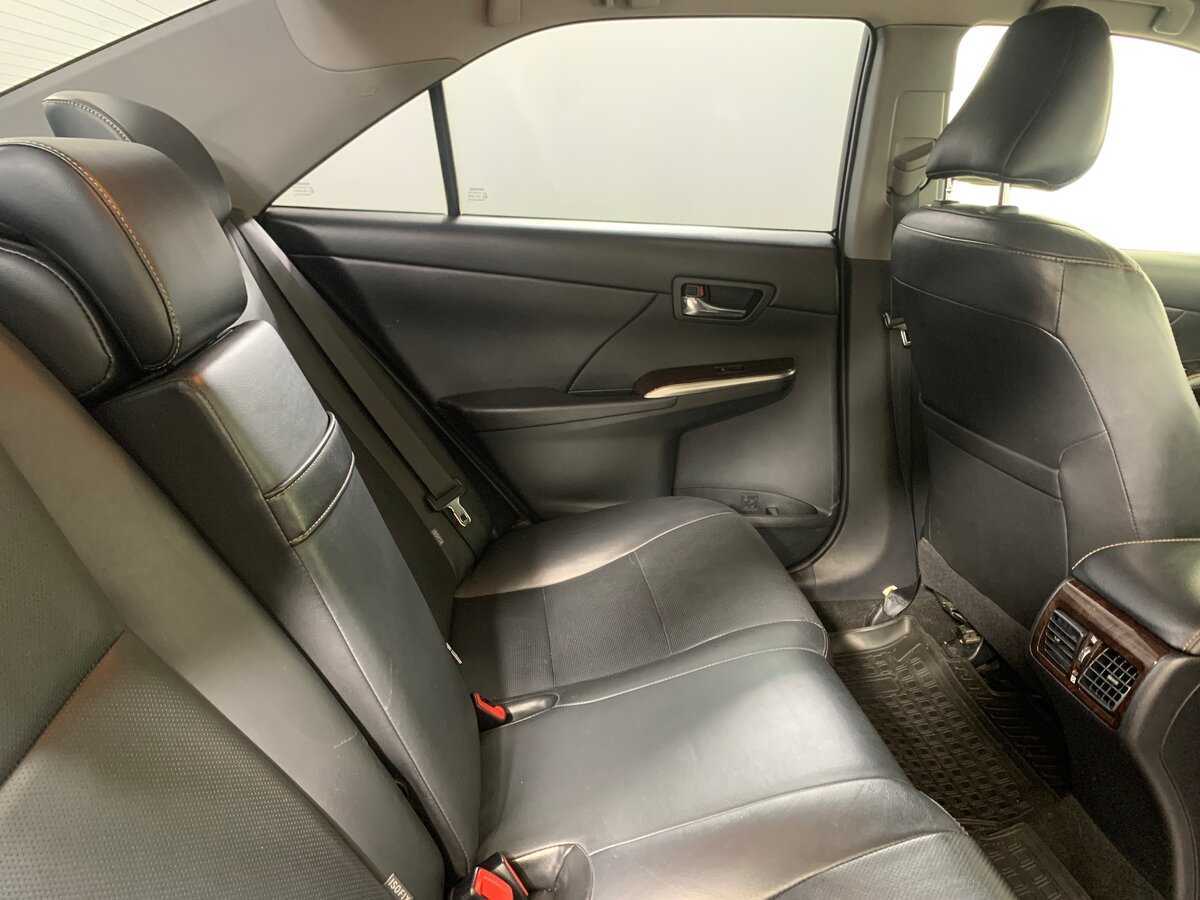 Купить Toyota Camry с пробегом. Фото: #15