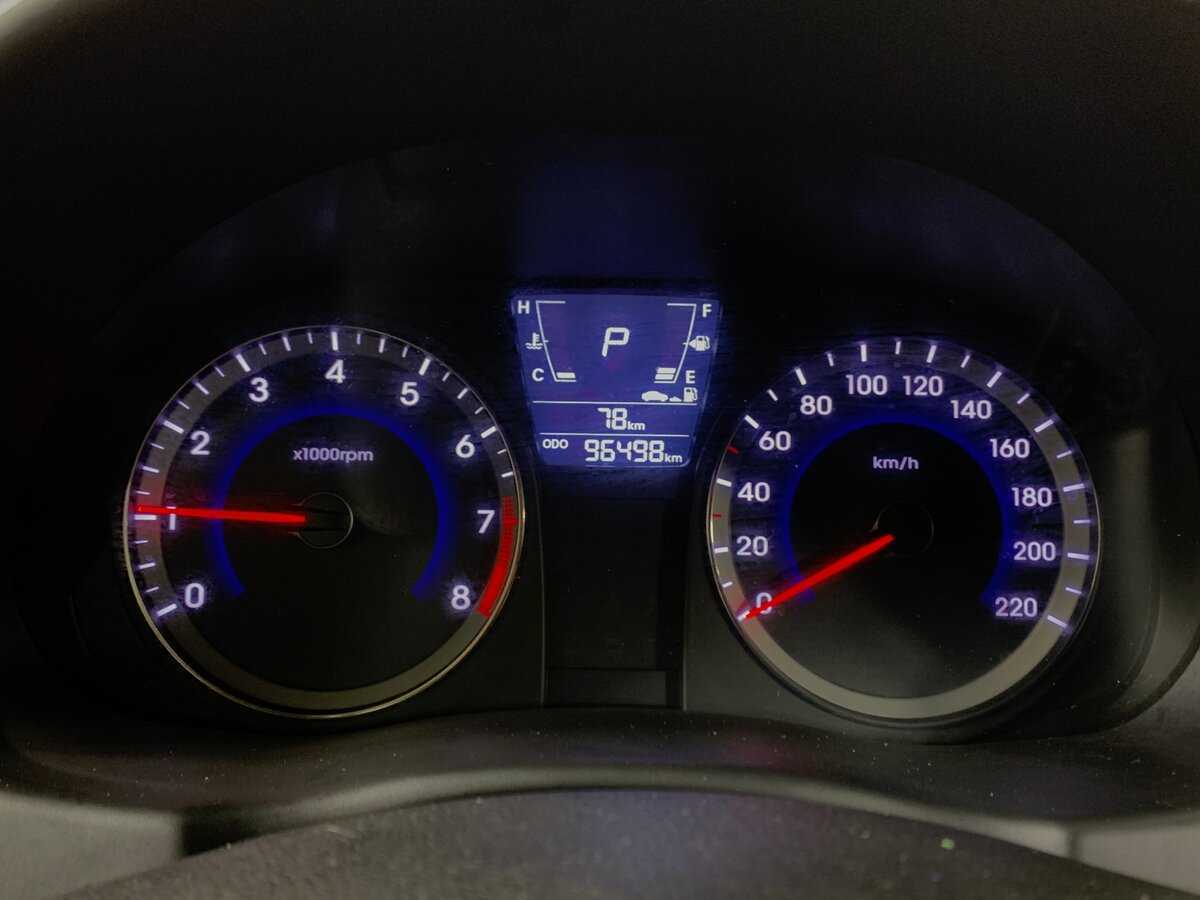 Купить Hyundai Solaris с пробегом. Фото: #13