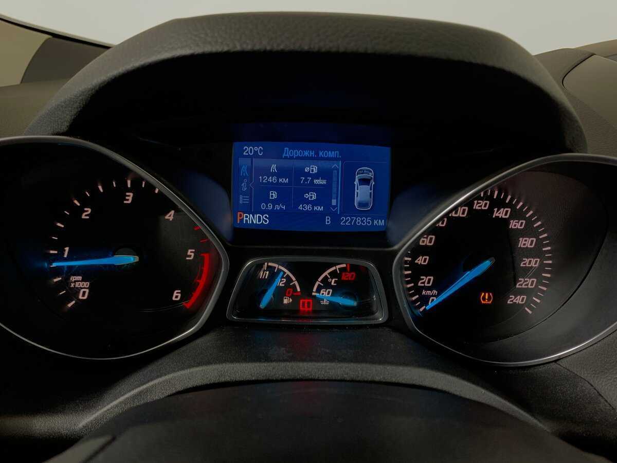 Купить Ford Kuga с пробегом. Фото: #13