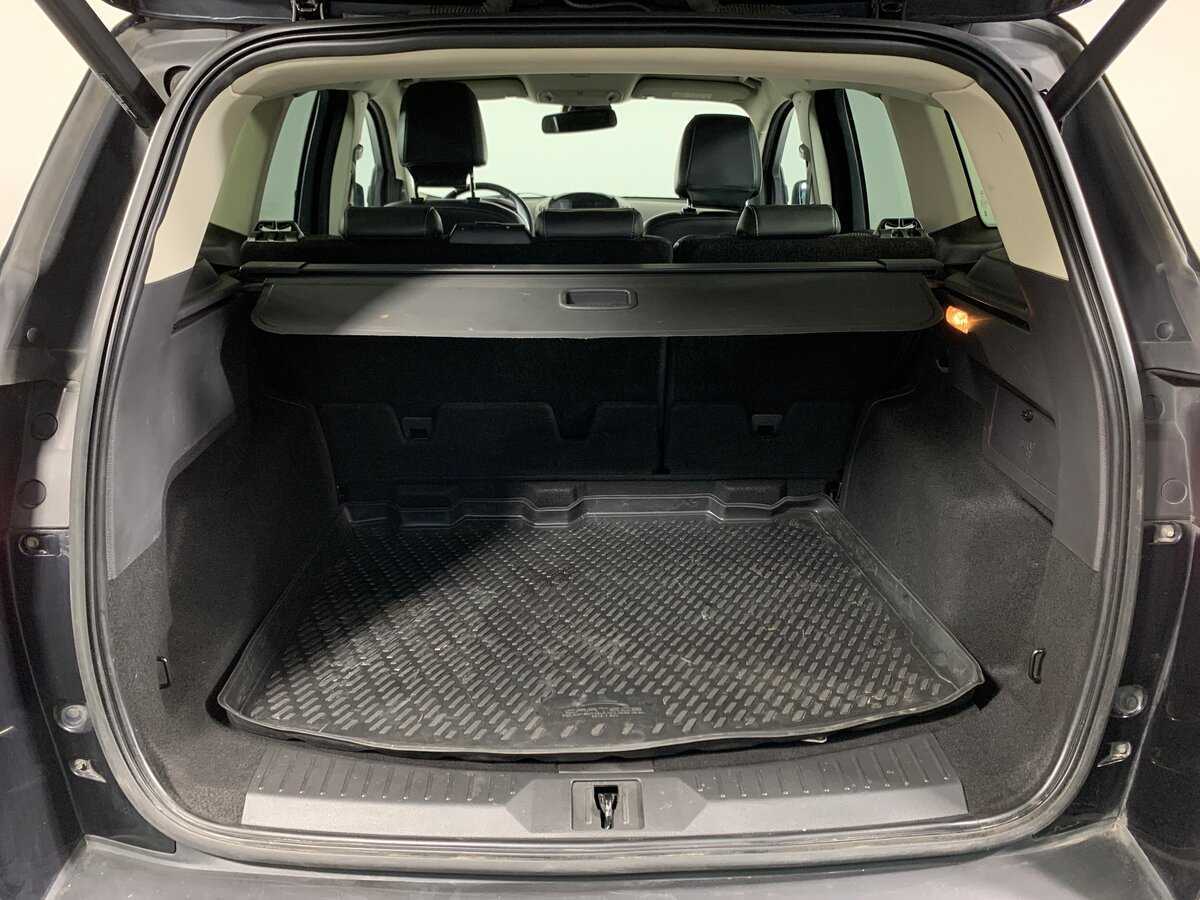 Купить Ford Kuga с пробегом. Фото: #18