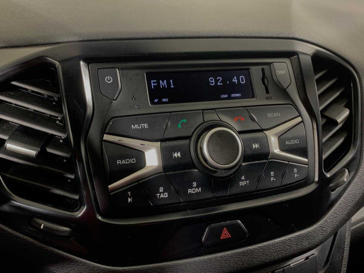 Купить Lada (ВАЗ) Vesta с пробегом. Фото: #15