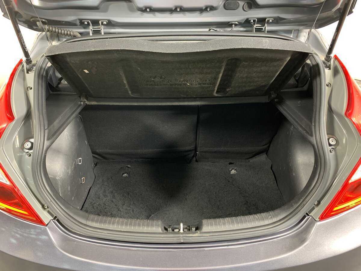 Купить Hyundai Solaris с пробегом. Фото: #16