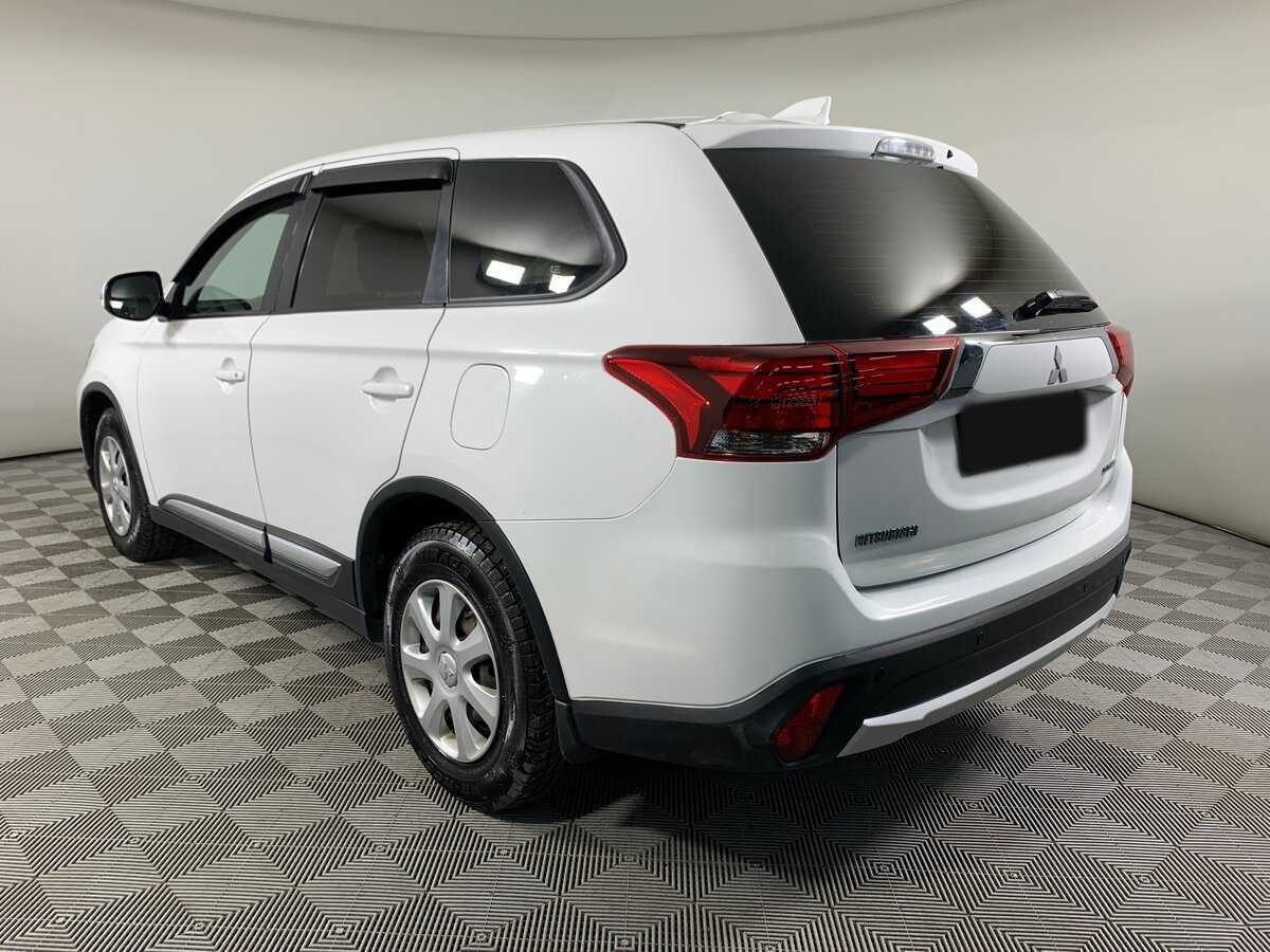 Купить Mitsubishi Outlander с пробегом. Фото: #6