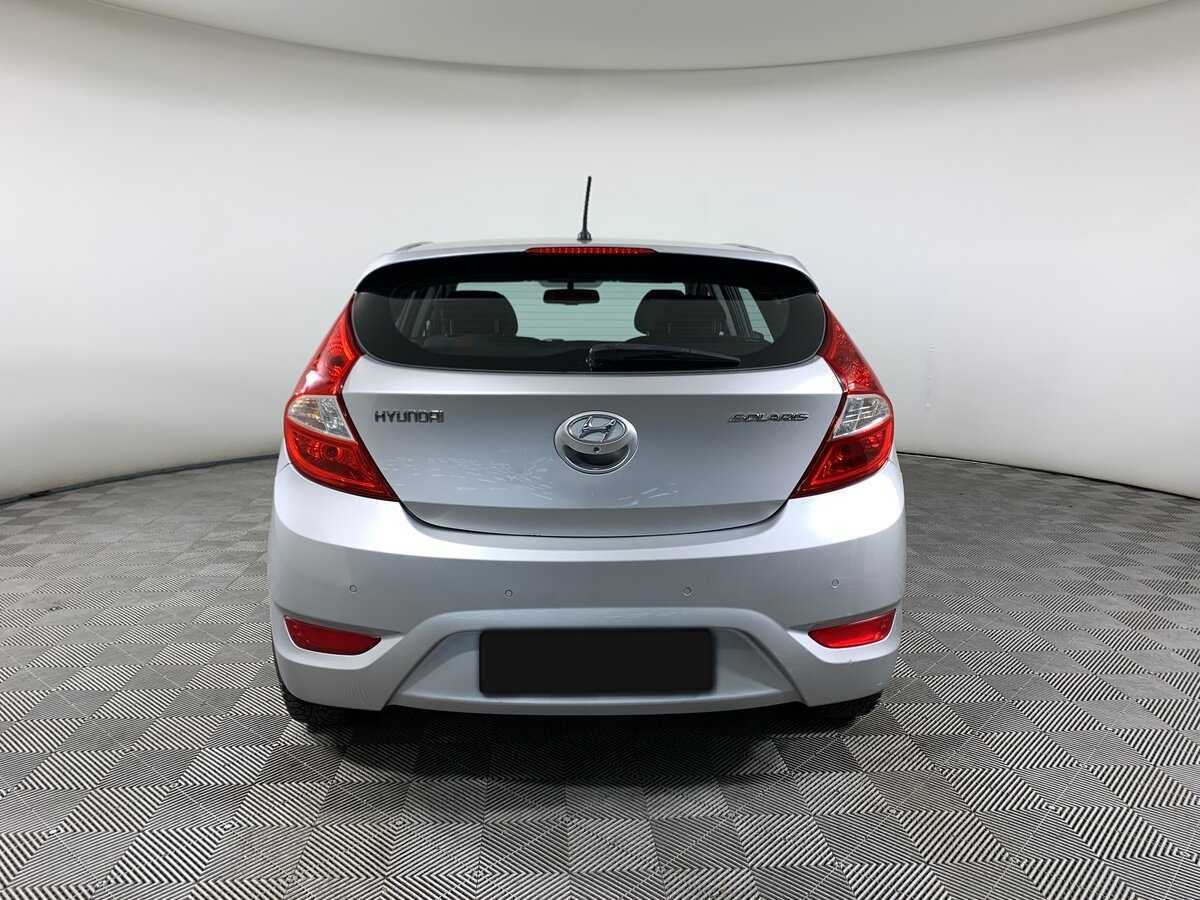 Купить Hyundai Solaris с пробегом. Фото: #5