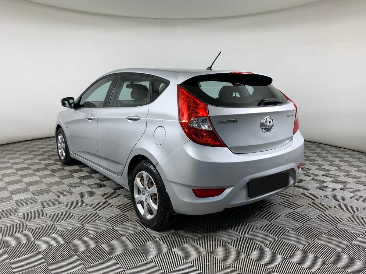 Купить Hyundai Solaris с пробегом. Фото: #6