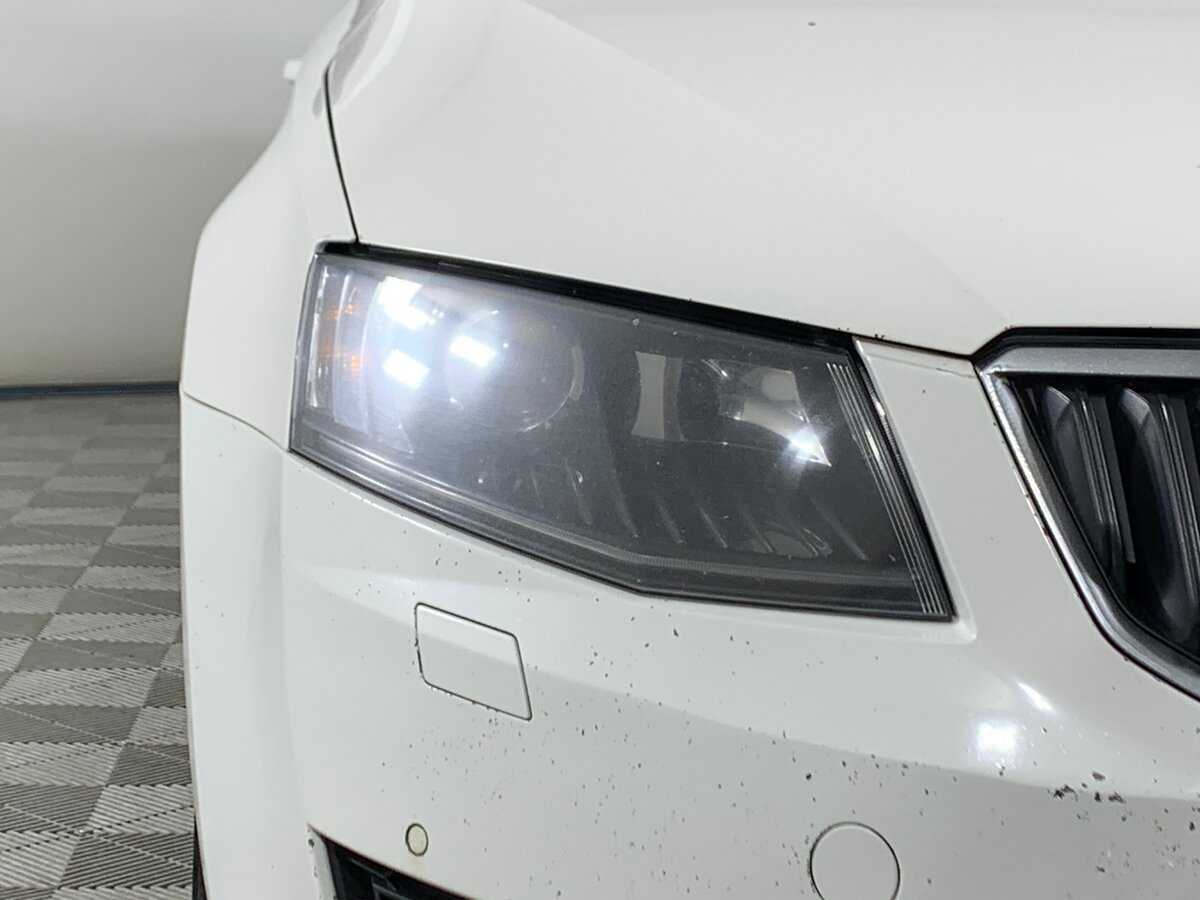 Купить Skoda Octavia с пробегом. Фото: #9