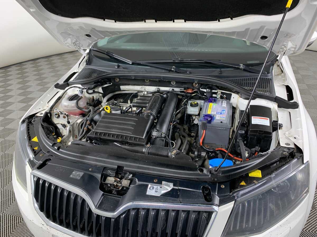 Купить Skoda Octavia с пробегом. Фото: #10