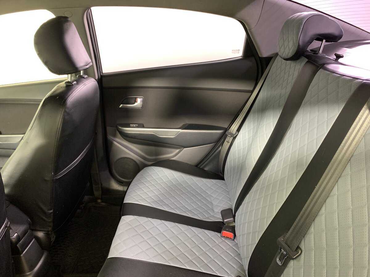 Купить Kia Rio с пробегом. Фото: #15