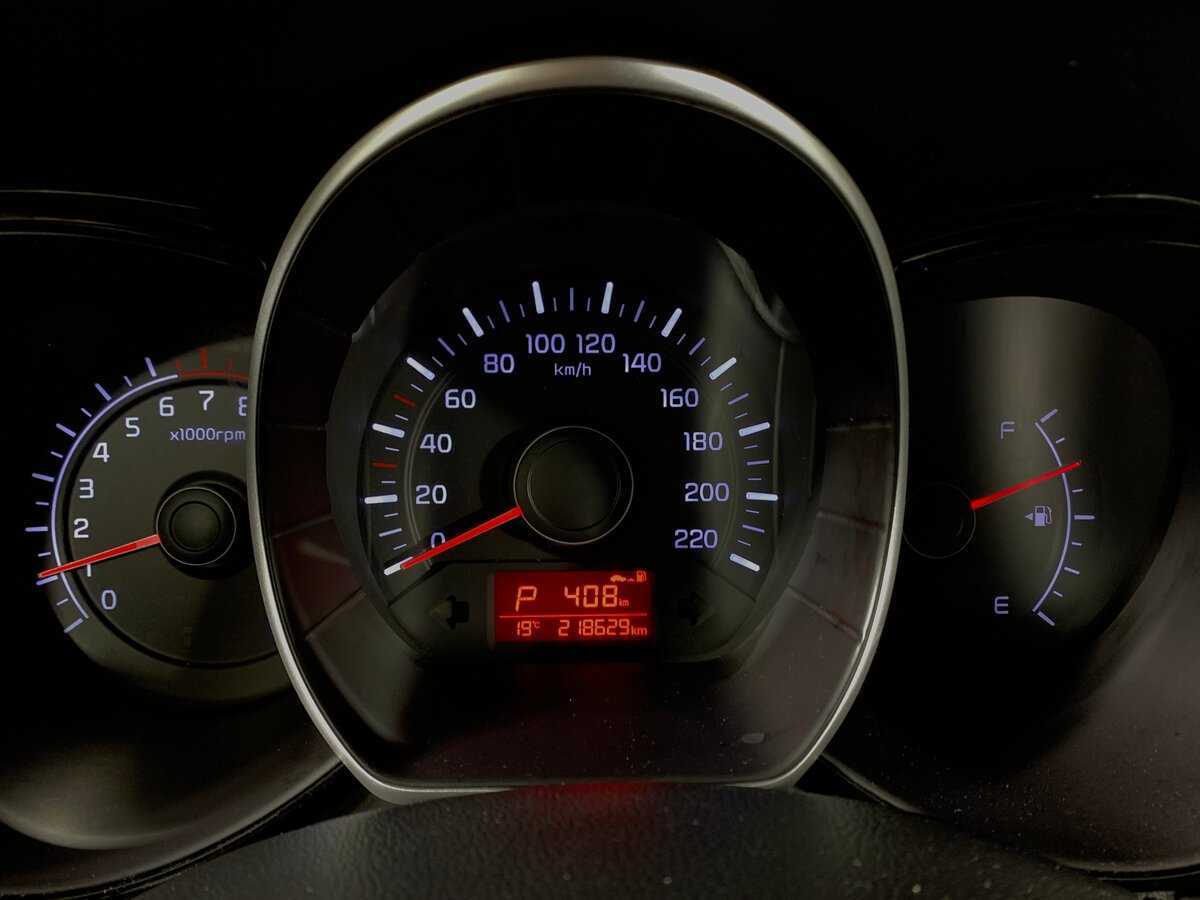 Купить Kia Rio с пробегом. Фото: #13