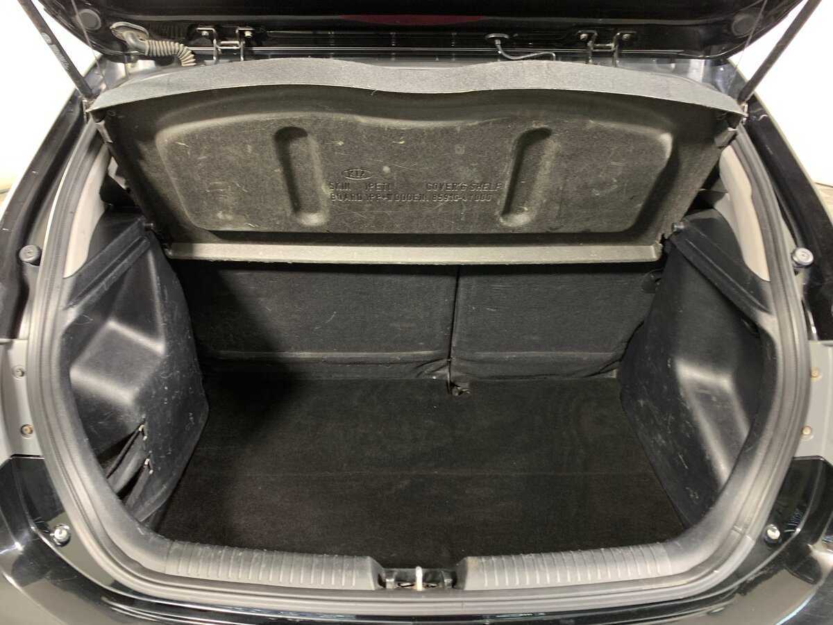 Купить Kia Rio с пробегом. Фото: #18