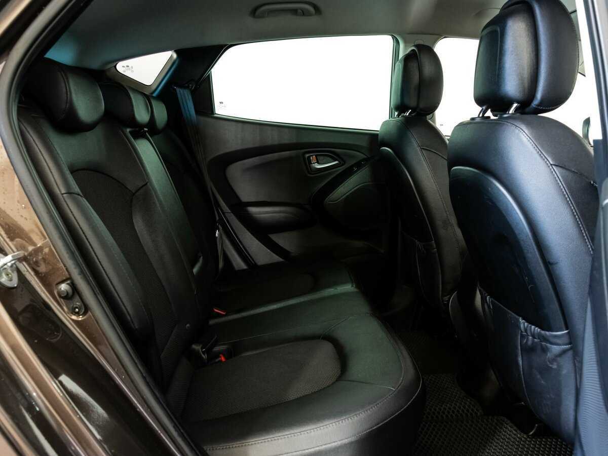 Купить Hyundai ix35 с пробегом. Фото: #17