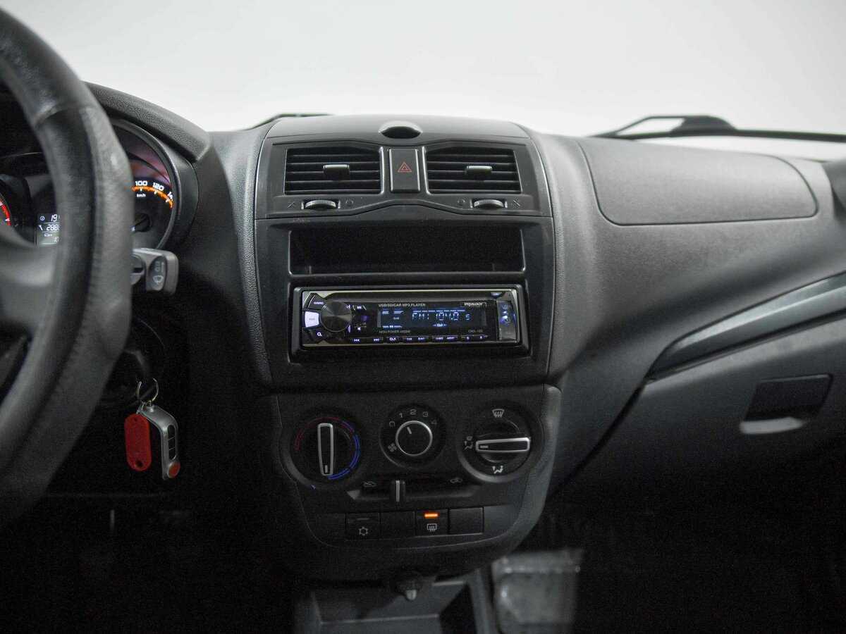 Купить Lada (ВАЗ) Granta с пробегом. Фото: #6