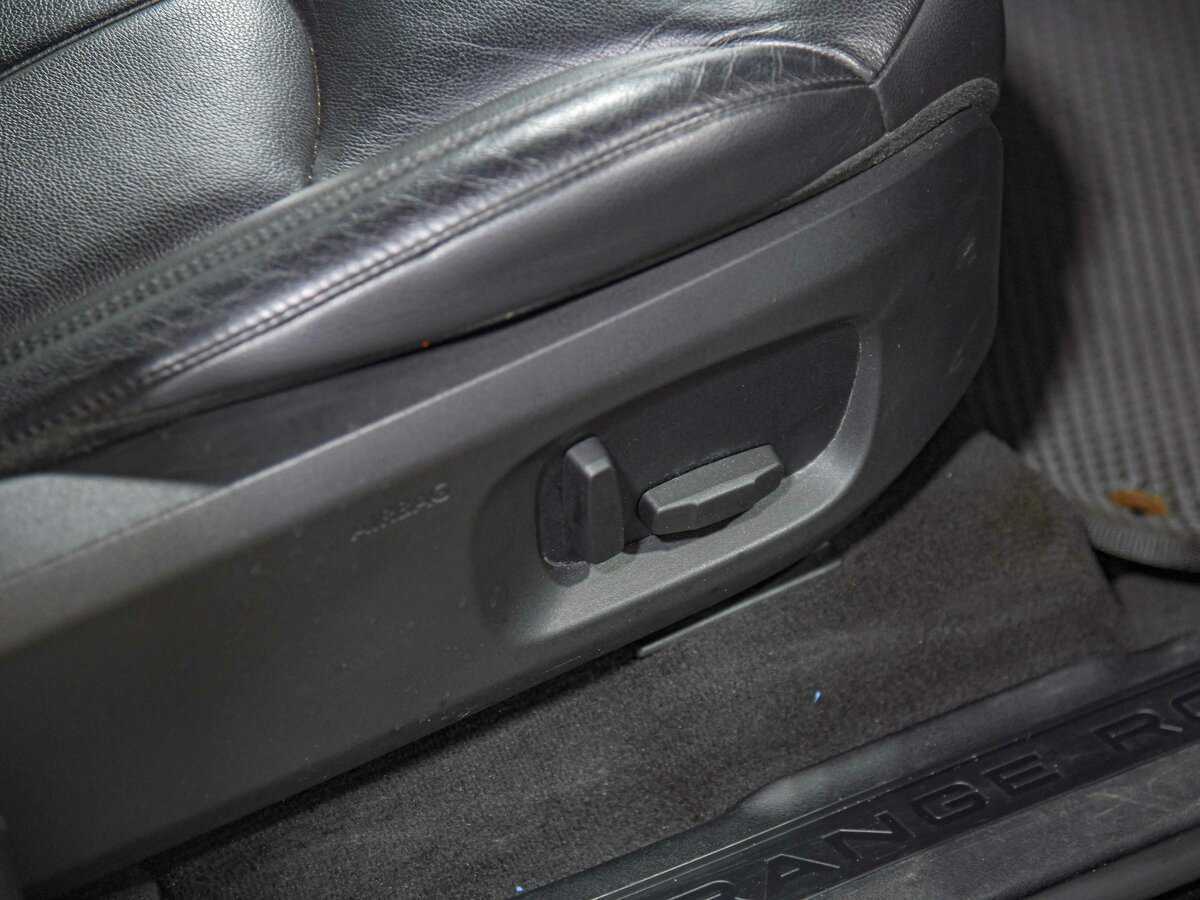 Купить Land Rover Range Rover Evoque с пробегом. Фото: #17