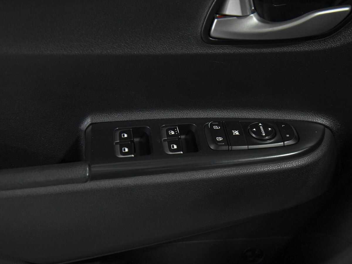 Купить Kia Rio с пробегом. Фото: #11