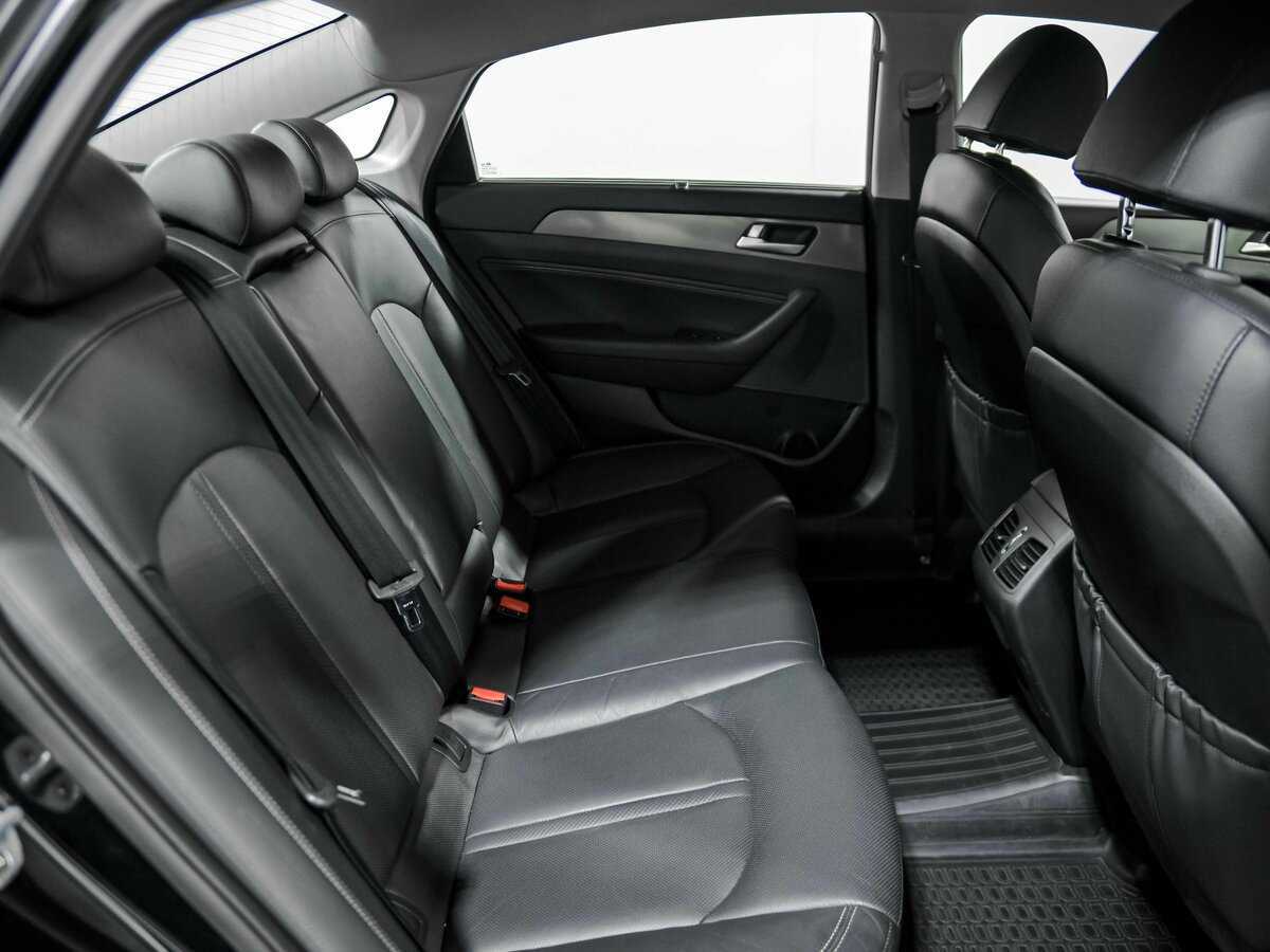 Купить Hyundai Sonata с пробегом. Фото: #17