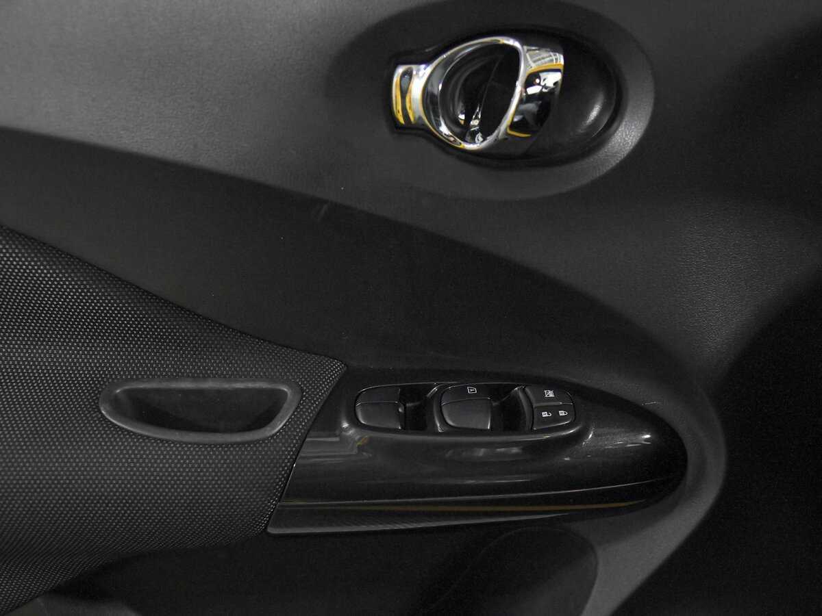 Купить Nissan Juke с пробегом. Фото: #9