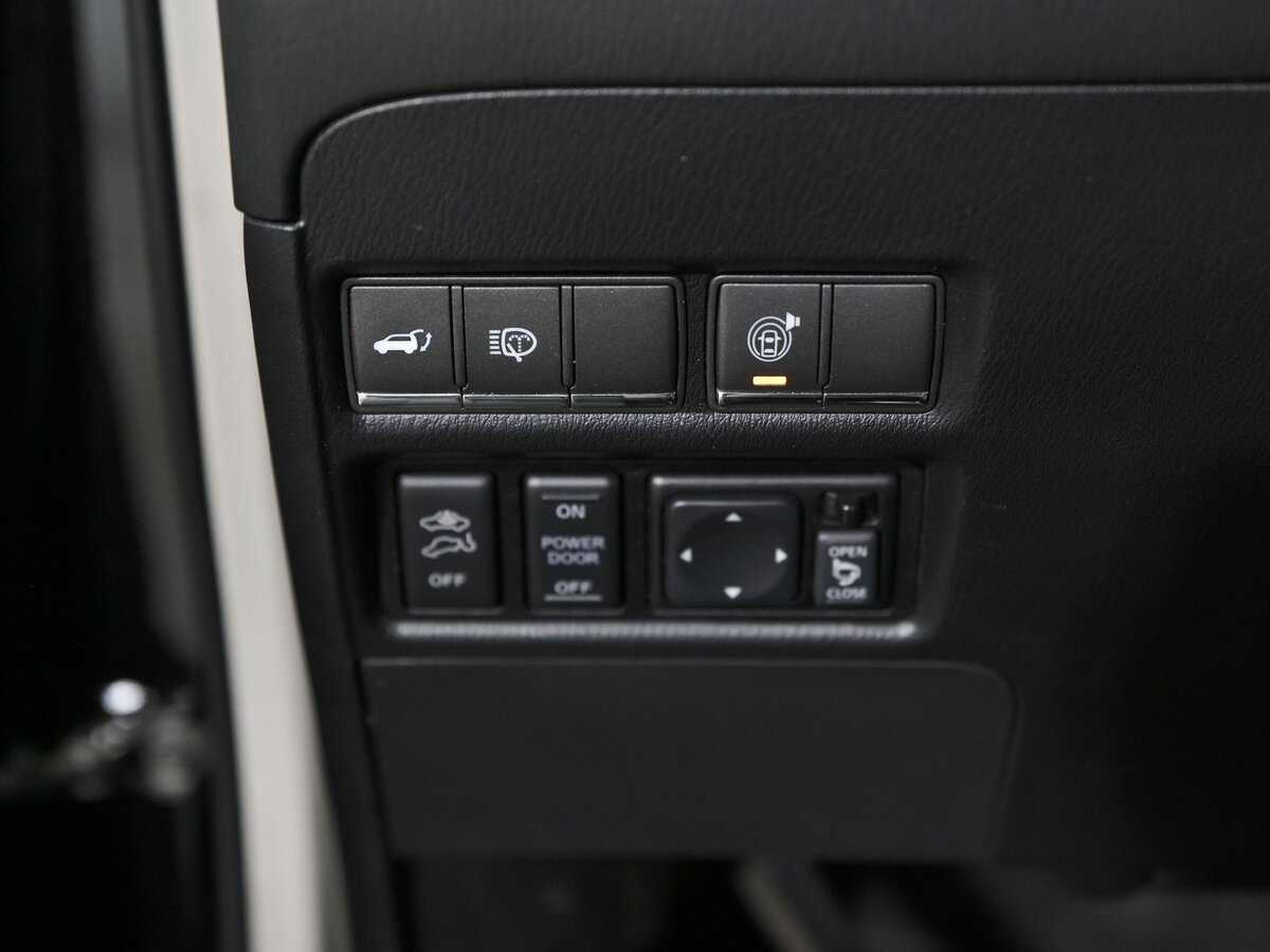 Купить Nissan Patrol с пробегом. Фото: #16