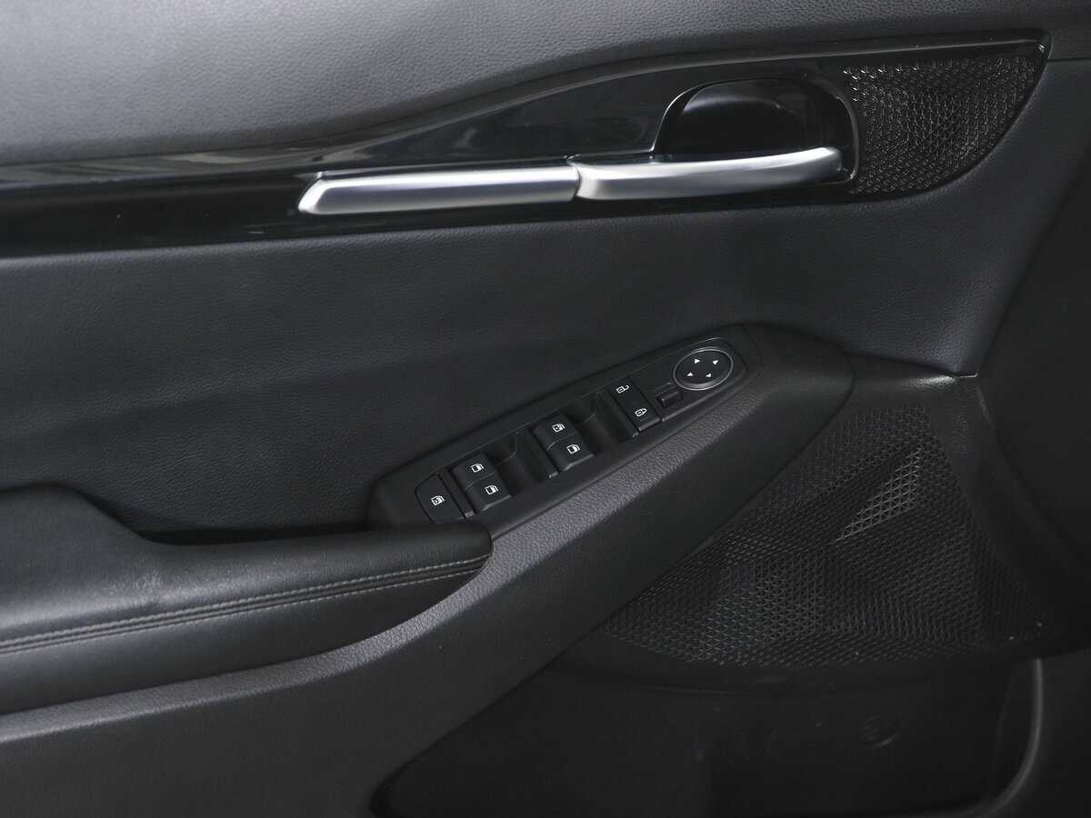 Купить Kia Seltos с пробегом. Фото: #13