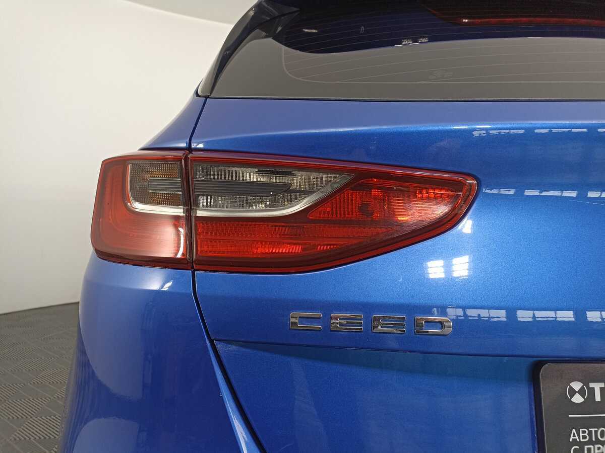 Купить Kia Ceed с пробегом. Фото: #8