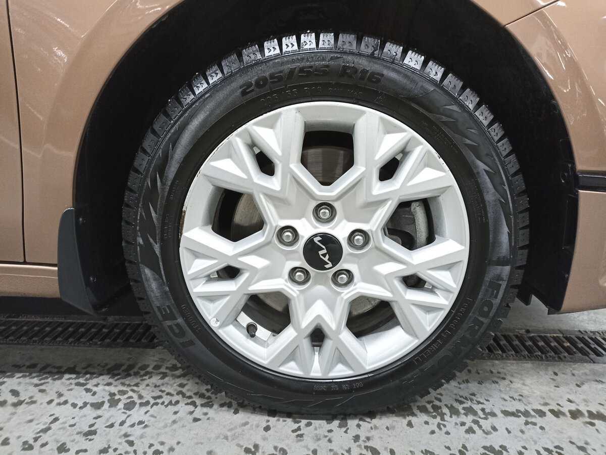 Купить Kia Ceed с пробегом. Фото: #17