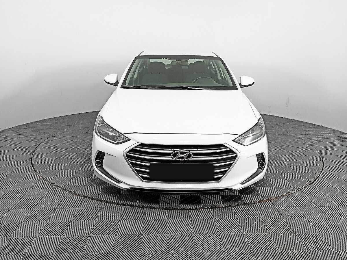 Купить Hyundai Elantra с пробегом. Фото: #1