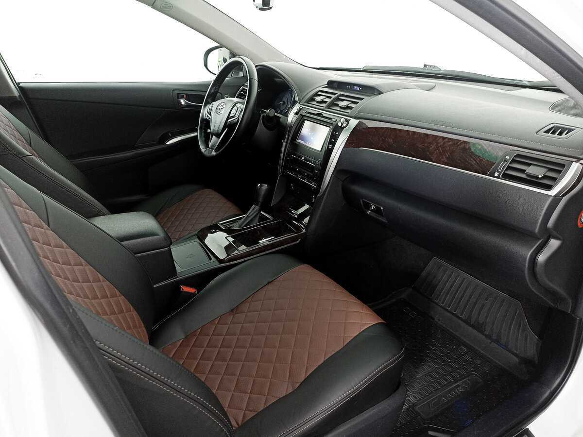 Купить Toyota Camry с пробегом. Фото: #10