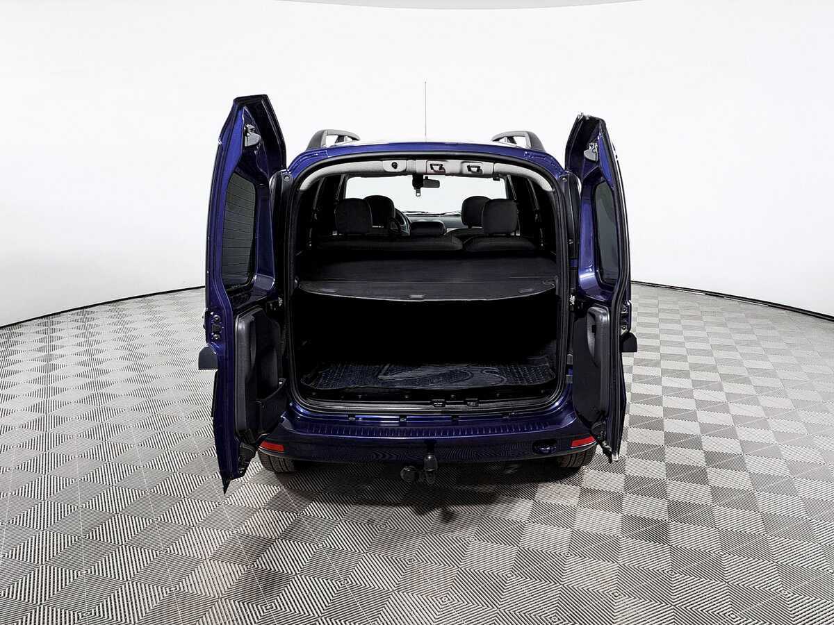 Купить Lada (ВАЗ) Largus с пробегом. Фото: #9