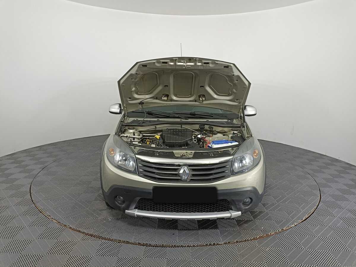 Купить Renault Sandero с пробегом. Фото: #8