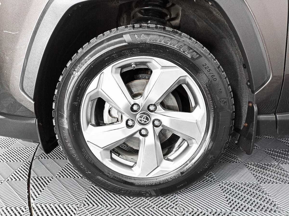 Купить Toyota RAV4 с пробегом. Фото: #15