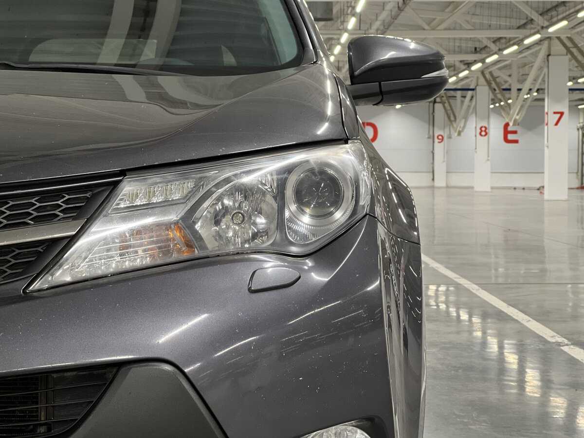 Купить Toyota RAV4 с пробегом. Фото: #16