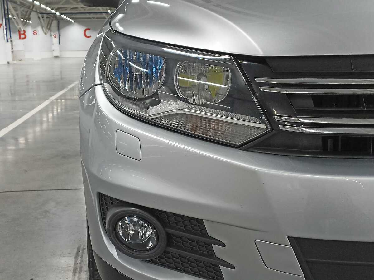 Купить Volkswagen Tiguan с пробегом. Фото: #16