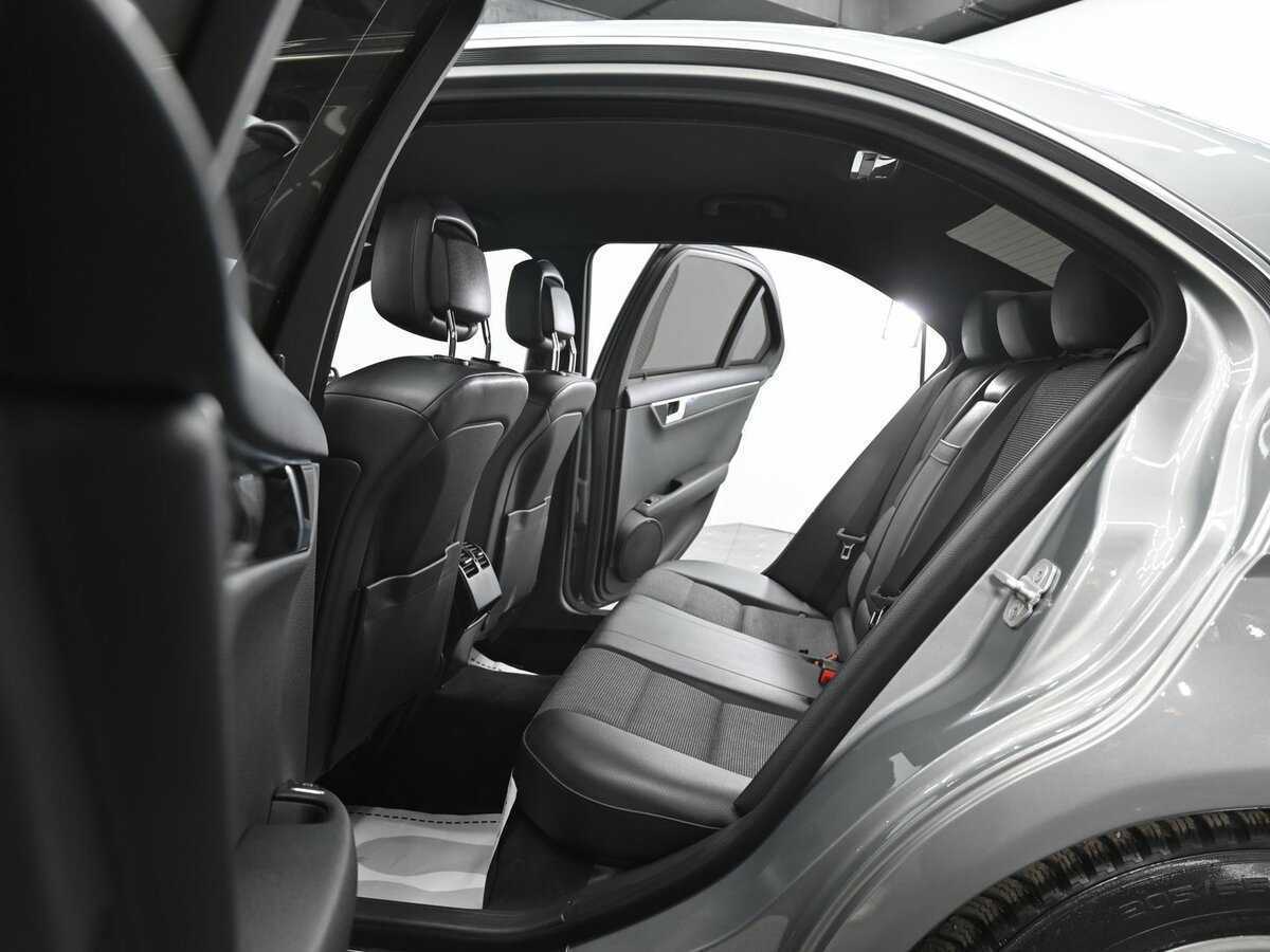 Купить Mercedes-Benz C-Класс с пробегом. Фото: #16