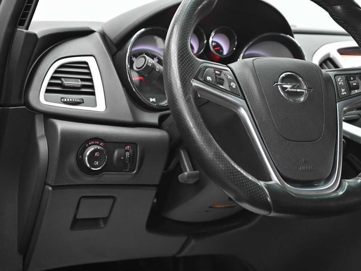 Купить Opel Astra с пробегом. Фото: #6