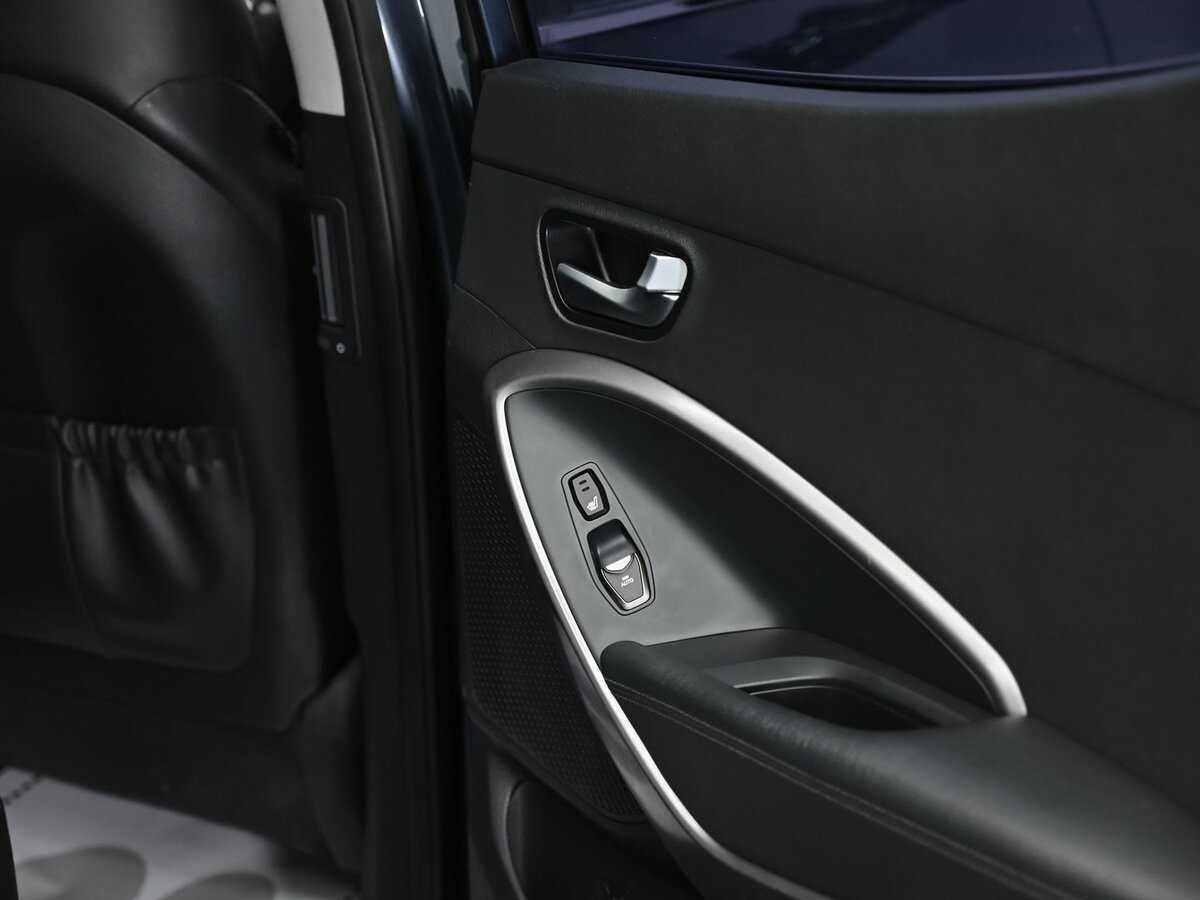 Купить Hyundai Santa Fe с пробегом. Фото: #16