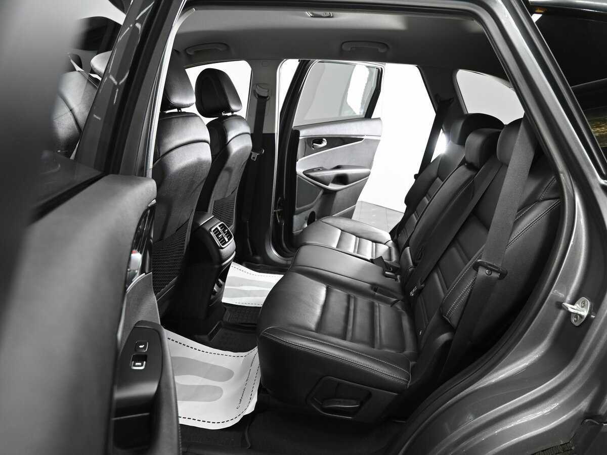 Купить Kia Sorento с пробегом. Фото: #13