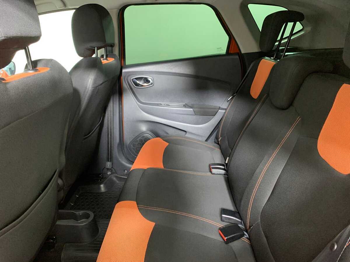 Купить Renault Kaptur с пробегом. Фото: #18