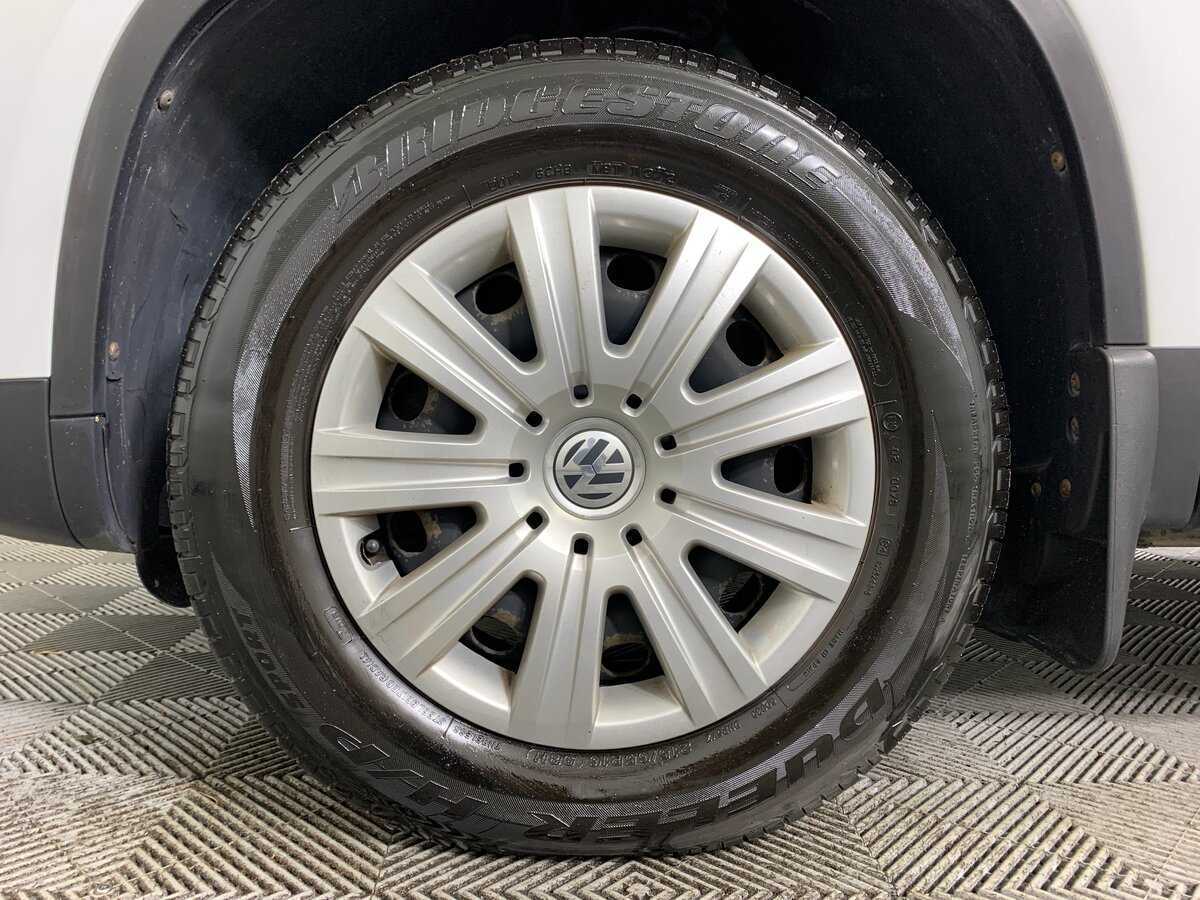 Купить Volkswagen Tiguan с пробегом. Фото: #8