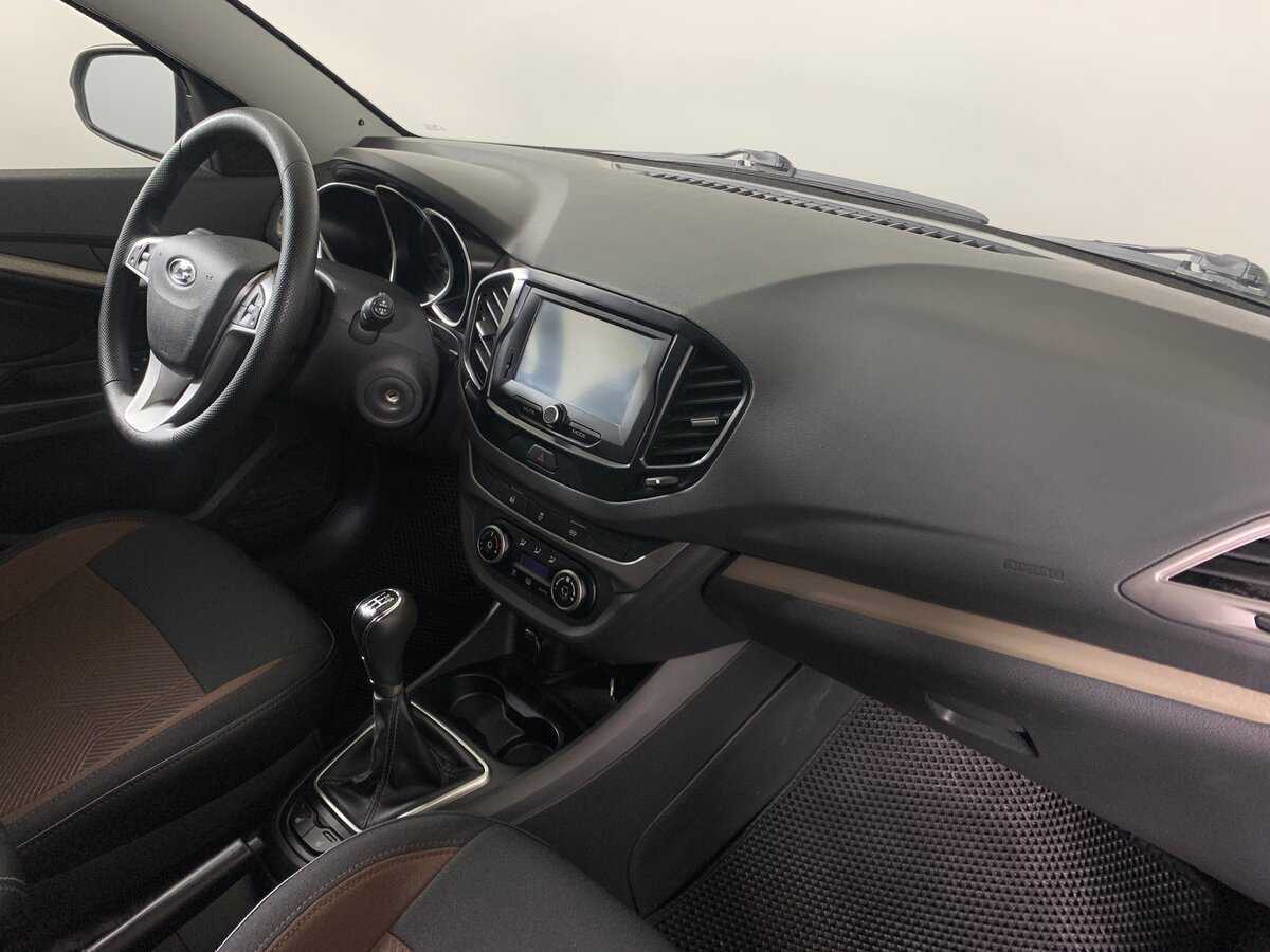 Купить Lada (ВАЗ) Vesta с пробегом. Фото: #13