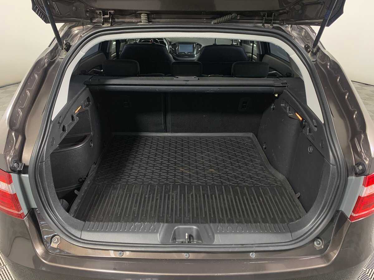 Купить Lada (ВАЗ) Vesta с пробегом. Фото: #19